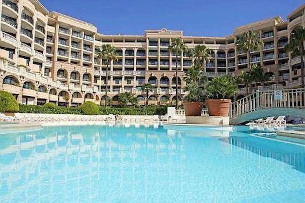 Cannes Front Beach Pools Apartment