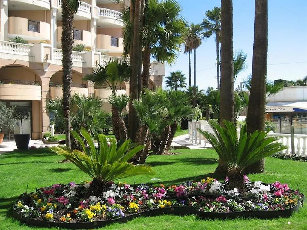 Cannes Front Beach Pools Apartment